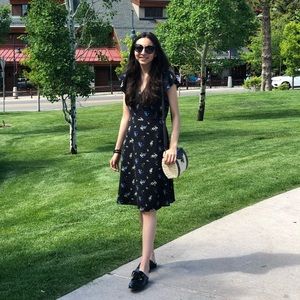 Cute , 1950’s inspired dress. Floral w/little belt